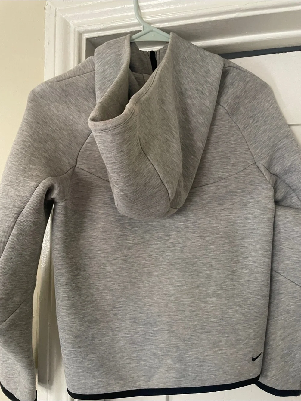 Nike sweatshirt featuring